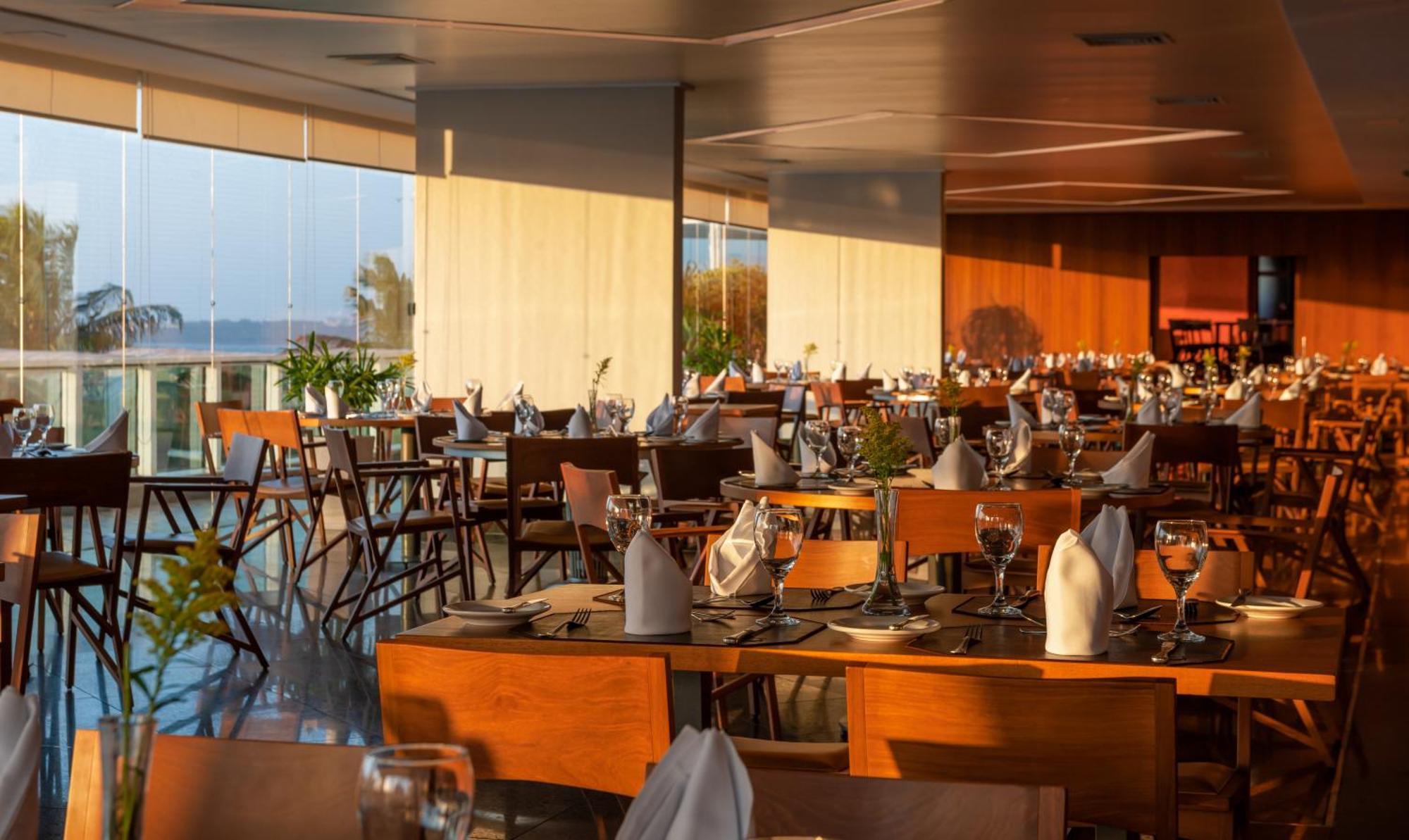Hotel Senac Ilha Do Boi Витория Экстерьер фото The restaurant