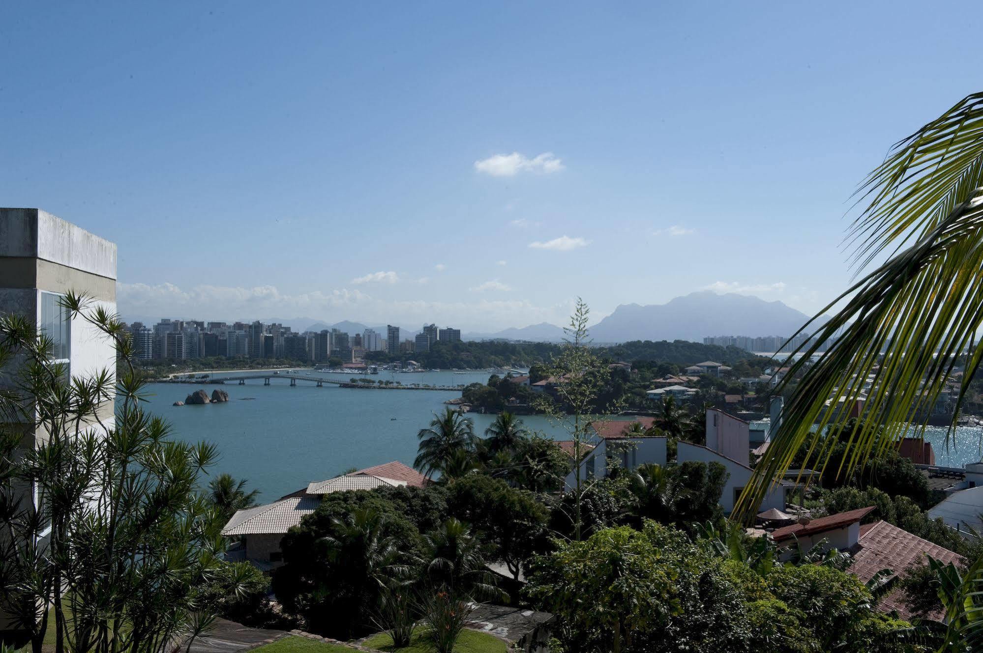 Hotel Senac Ilha Do Boi Витория Экстерьер фото View of the city of Florianópolis